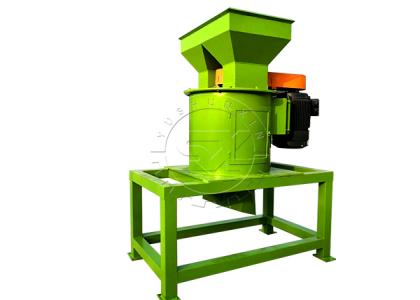 Vertical crusher for materials crushing in SX organic fertilizer production line