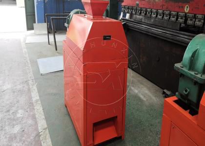 Feed Port and Discharge Port of Double Roller Granulator Machine in SX Factory