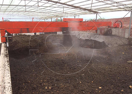 Wheel Type Compost Turner Working Site