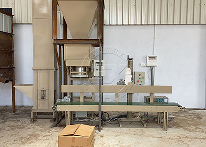 Chicken manure fertilizer automatic packaging machine for sale