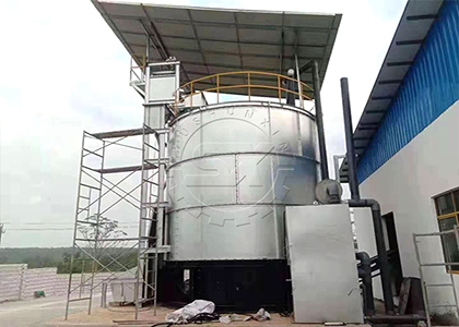 In-vessel fermentation tank for fast composting
